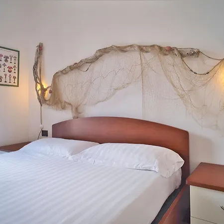 Apartment Medusa - Bilocale Centro Finale Ligure