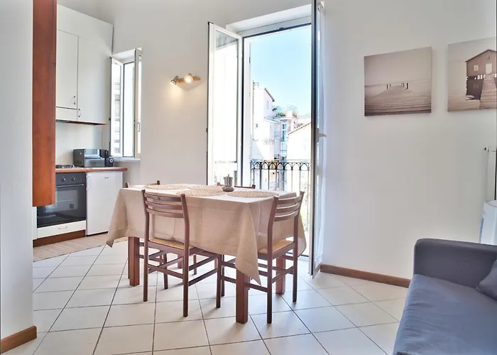 Appartement Medusa - Bilocale Centro Finale Ligure